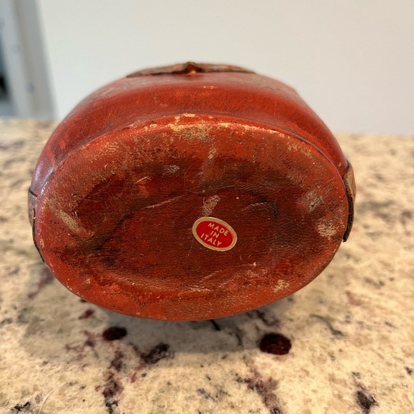 Italian Leather wrapped wine bottle - Picture 5 of 5